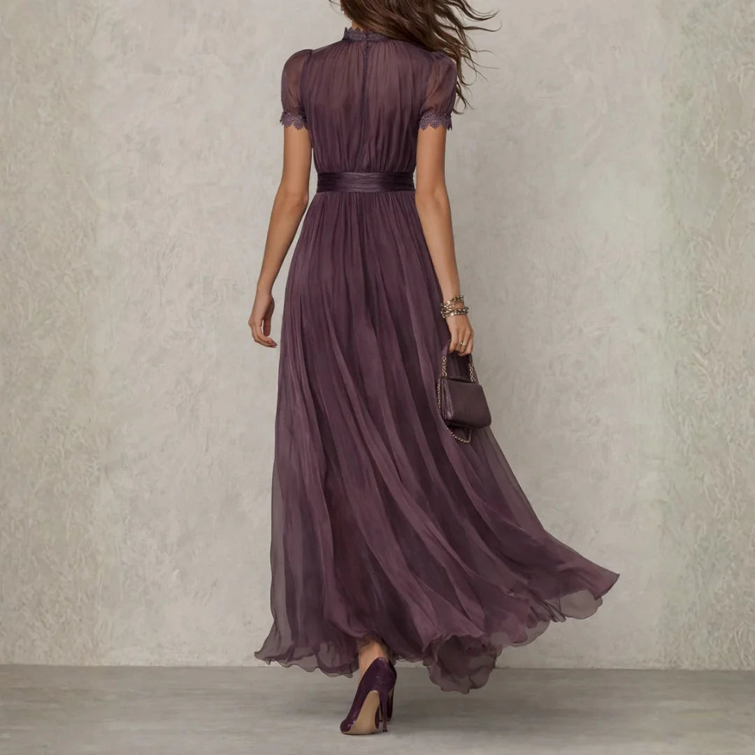 Robe longue en mousseline de dentelle