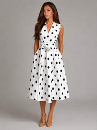 Robe midi à pois ceinturée
