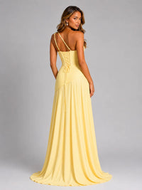 Robe longue asymétrique en mousseline