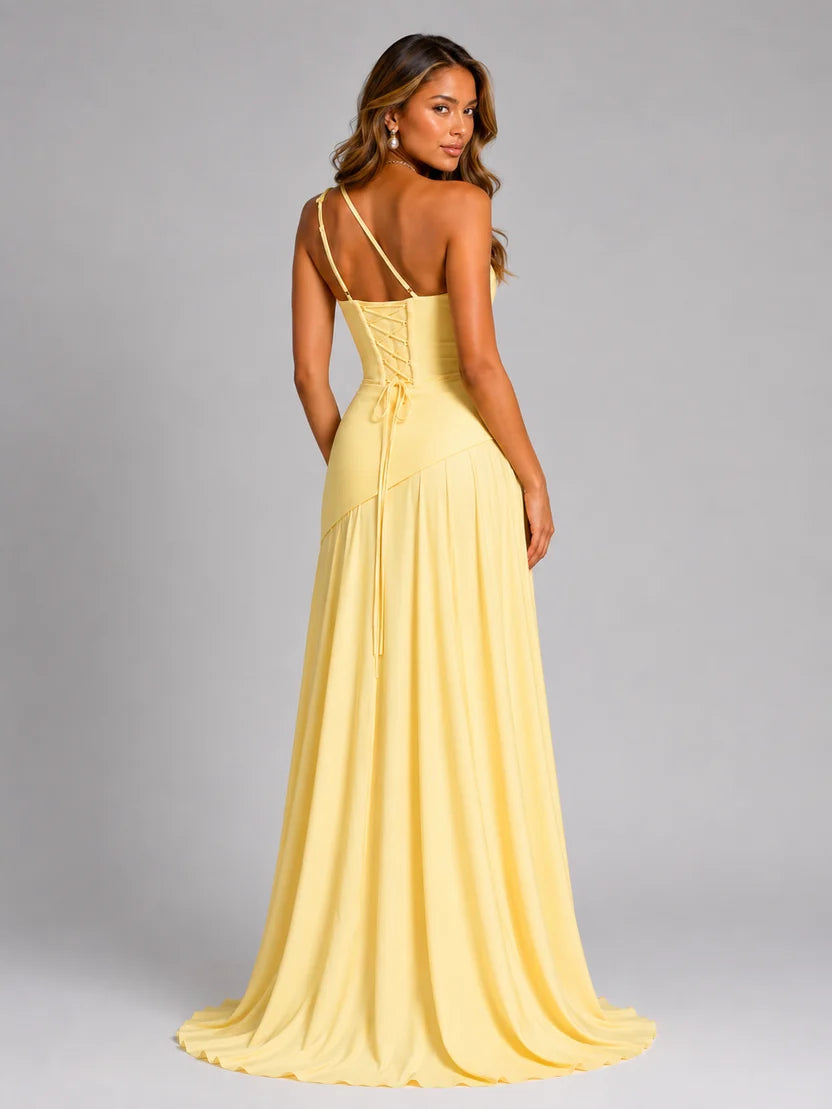 Robe longue asymétrique en mousseline