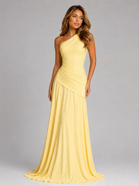 Robe longue asymétrique en mousseline