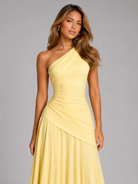Robe longue asymétrique en mousseline