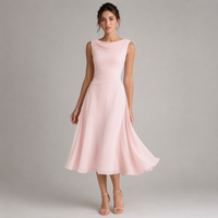 Robe midi à encolure froncée
