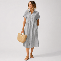 Robe longue fendue à épaules dénudées