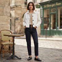 Veste courte boutonnée à coupe carrée