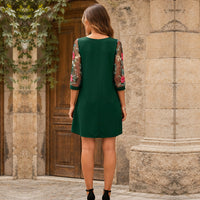 Robe courte à manches transparentes et imprimé floral