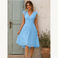 Robe d'été à œillets smockés