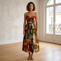 Robe midi élégante à manches courtes