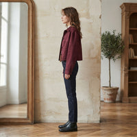 Veste courte boutonnée à coupe carrée