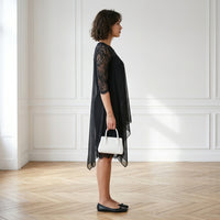 Robe midi en mousseline et dentelle superposées