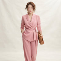 Ensemble tailleur pantalon large avec ceinture