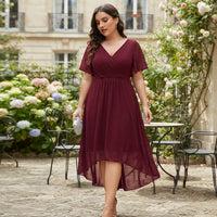 Robe d'invitée de mariage élégante en mousseline