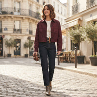 Veste courte boutonnée à coupe carrée