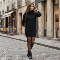 Pull à col roulé et motif géométrique, coupe ajustée