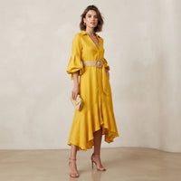 Robe midi évasée à col en V et ceinture