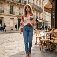 Pull en maille à col en V et motif floral