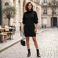 Pull à col roulé et motif géométrique, coupe ajustée