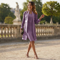 Ensemble robe en dentelle et gilet