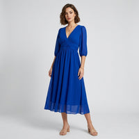 Robe midi en mousseline froncée