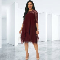Robe midi en mousseline et dentelle superposées