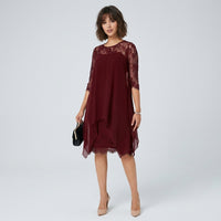 Robe midi en mousseline et dentelle superposées