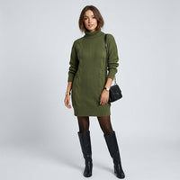 Pull à col roulé et motif géométrique, coupe ajustée