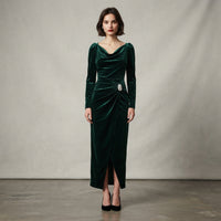 Robe drapée en velours à manches longues