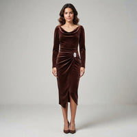 Robe drapée en velours à manches longues