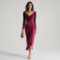 Robe drapée en velours à manches longues