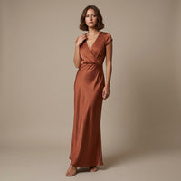 Robe longue portefeuille en satin Eva