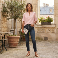 Blouse chic à manches courtes et col en V