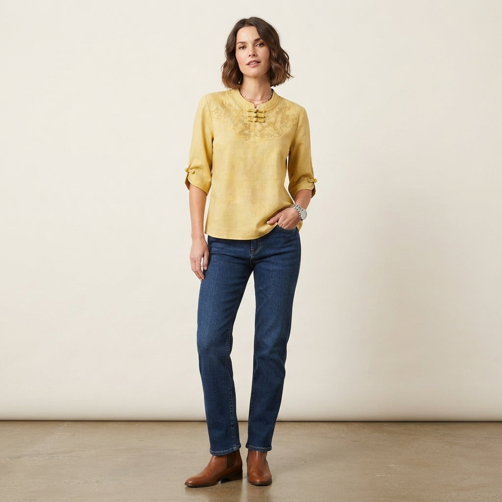 Haut en lin brodé de motifs floraux