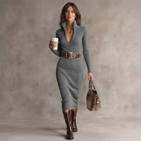Robe midi côtelée à col montant et décolleté en V