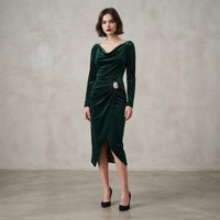 Robe drapée en velours à manches longues