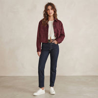 Veste courte boutonnée à coupe carrée