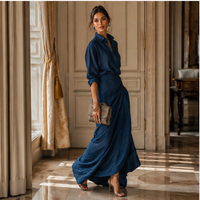 Robe longue bleue cache-cœur