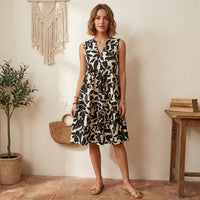 Mini-robe évasée à motif graphique