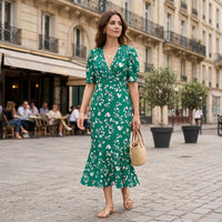 Robe midi fleurie à décolleté plongeant en V
