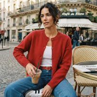 Gilet en maille duveteuse à boutons sur le devant